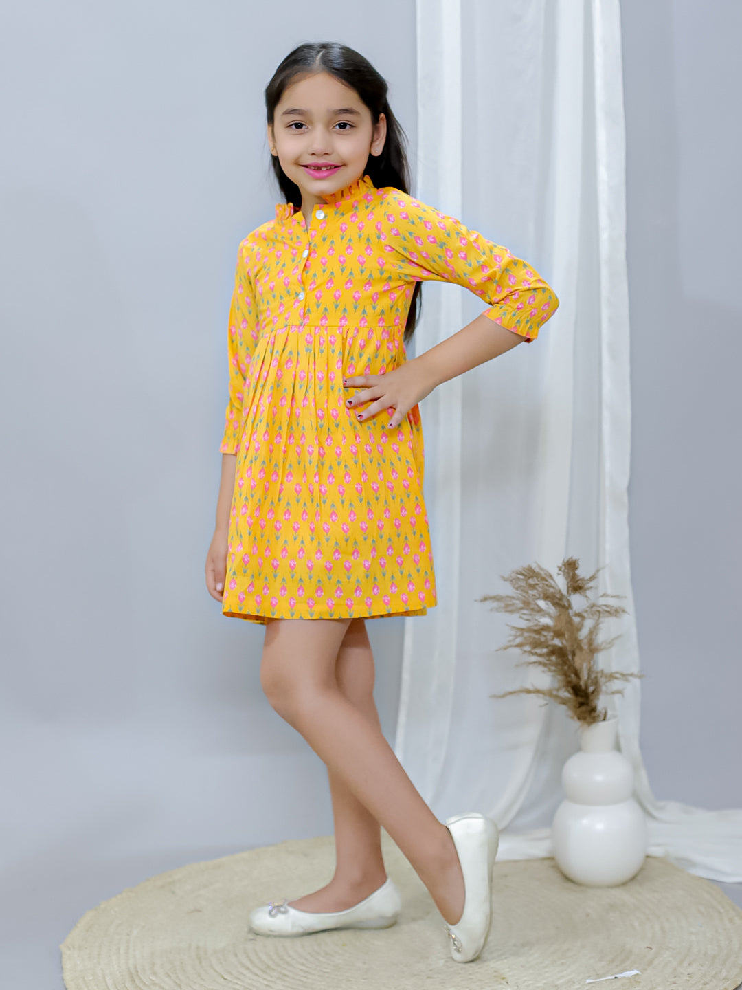 Girls Smocked Dress-Yellow