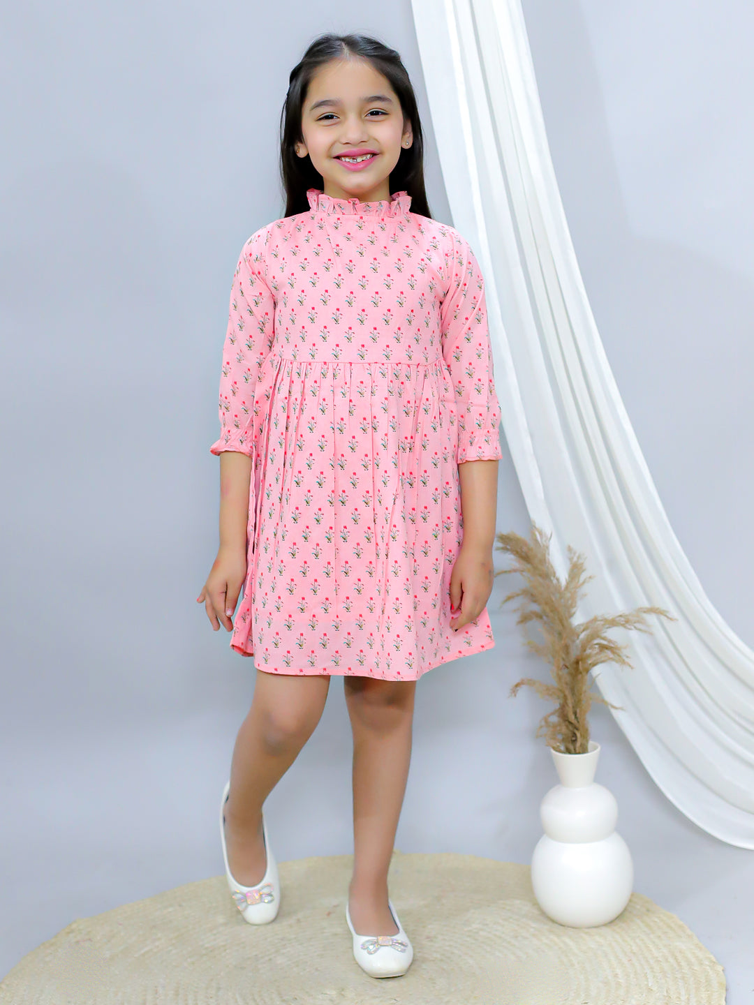 Girls Smocked Dress-Pink